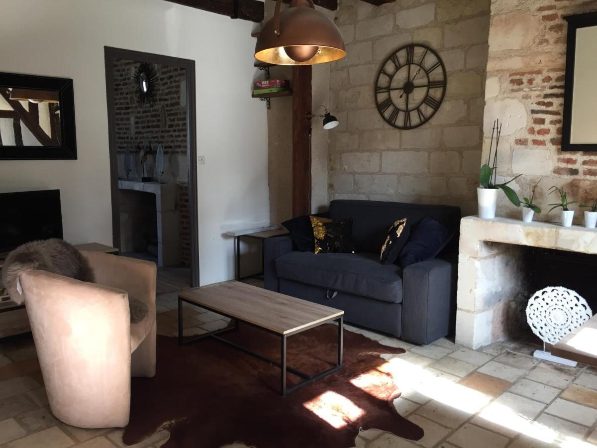 Appartement Dans Immeuble 15 Eme Siecles Vieux ตูร์ ภายนอก รูปภาพ